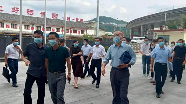 国家卫健委食品司一行赴宣恩开展综合试验区建设调研