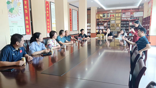 上级总工会领导为企业解忧扶困
